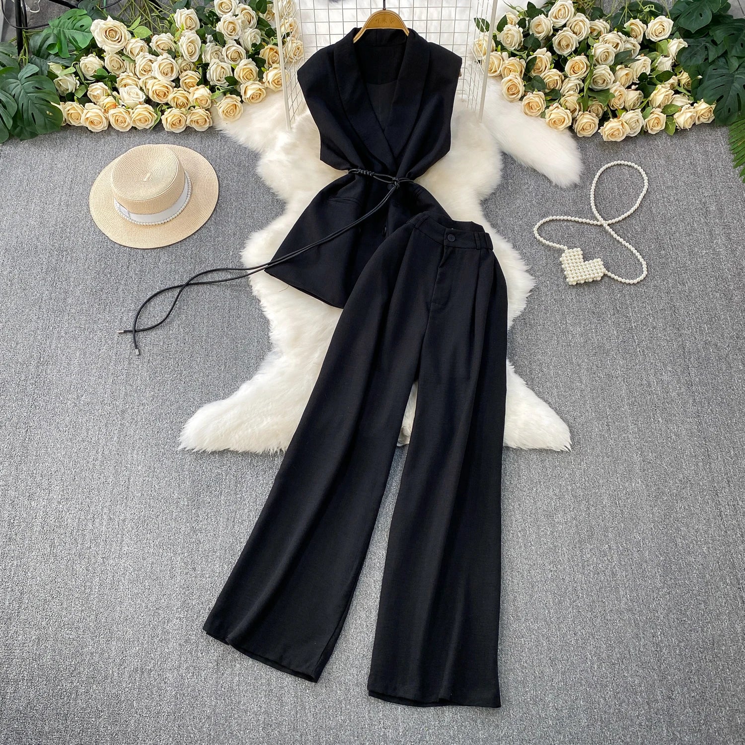 Casual 2 Piece Set for Women V-Neck Sleeveless Tunic Top And High Waist Slim Suit Clothing Wholesale