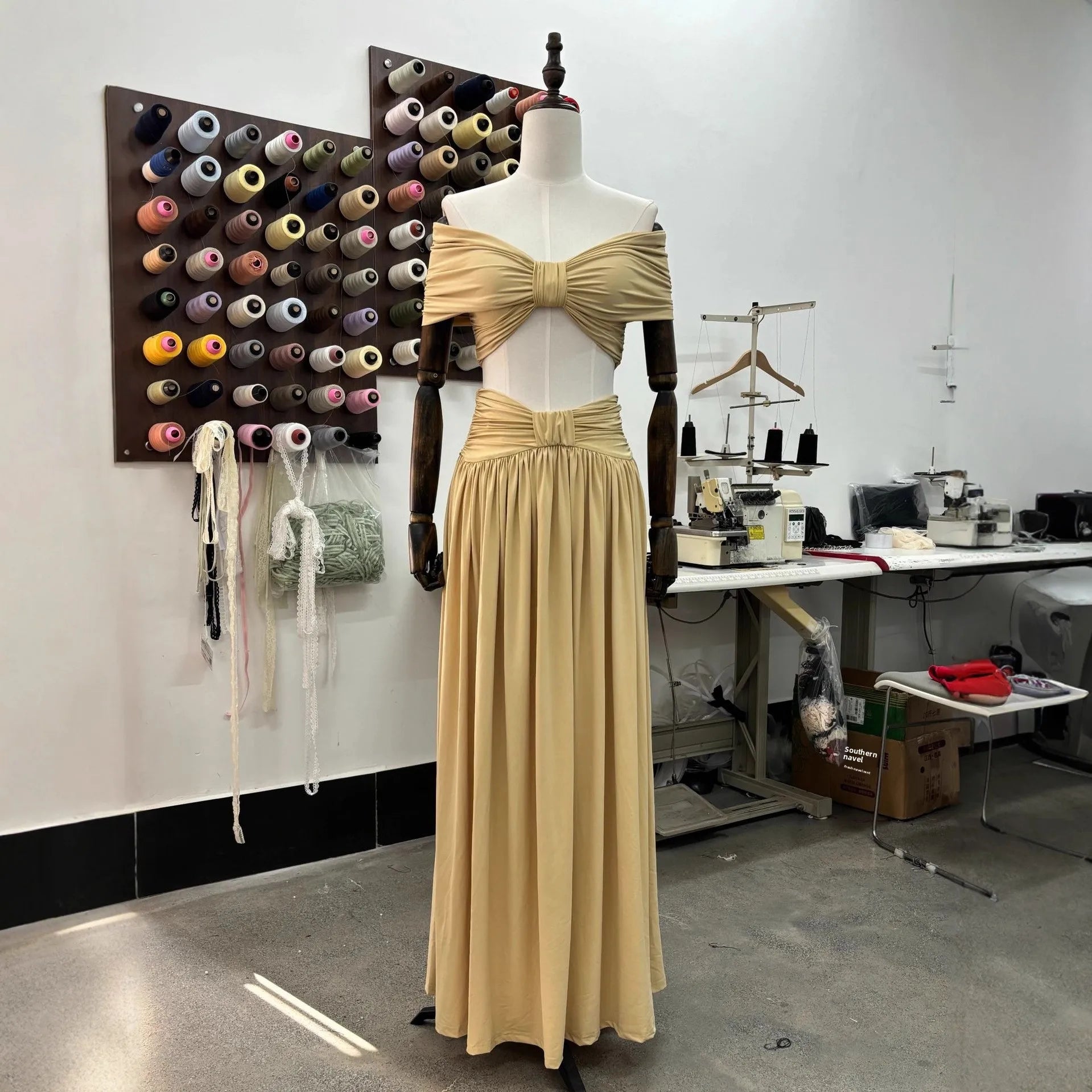 Cross-Border Winter Sexy Strapless Short Crop Top & Loose Fit Low-Waist Solid Long Skirt Set Spliced Design Women's Clothing