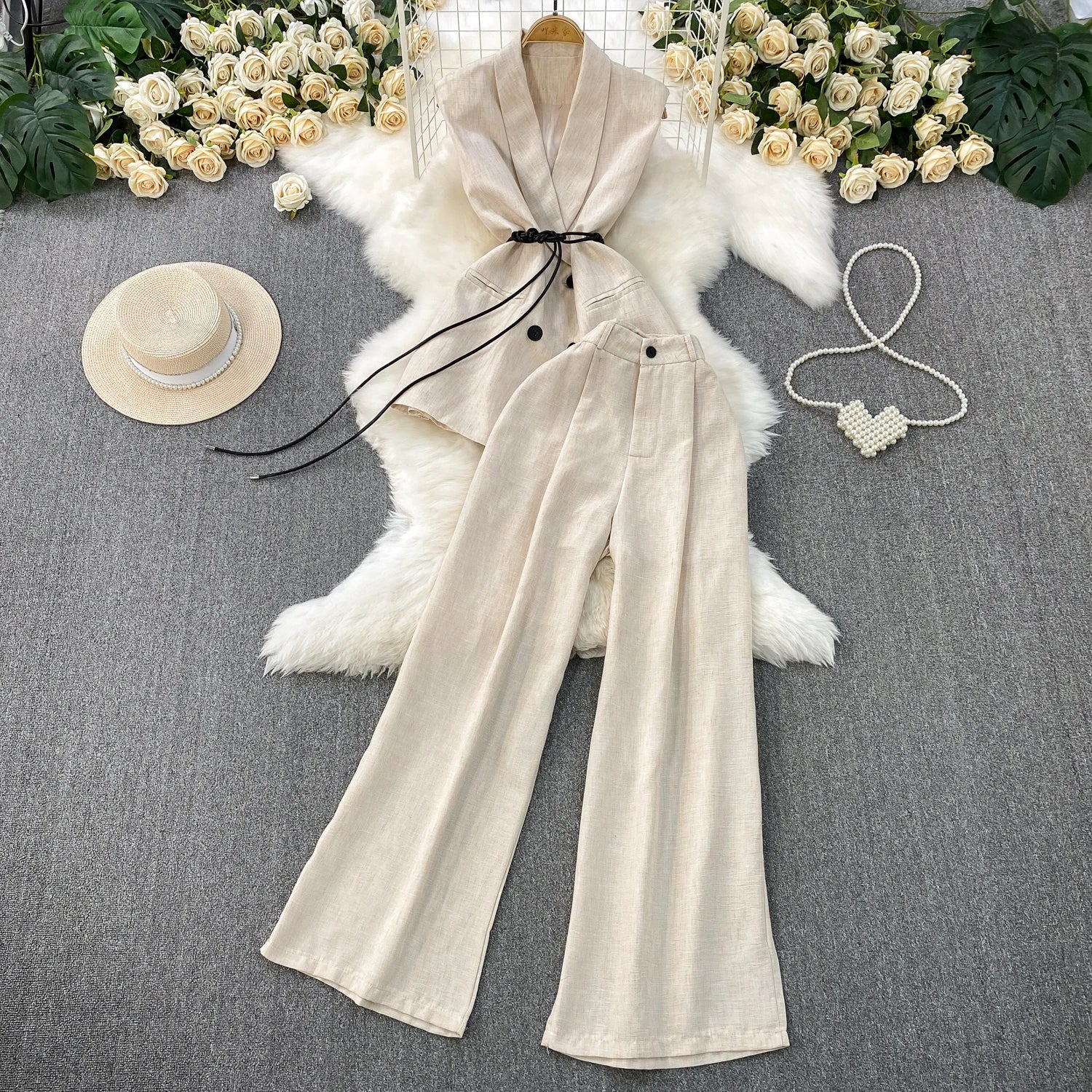 Casual 2 Piece Set for Women V-Neck Sleeveless Tunic Top And High Waist Slim Suit Clothing Wholesale