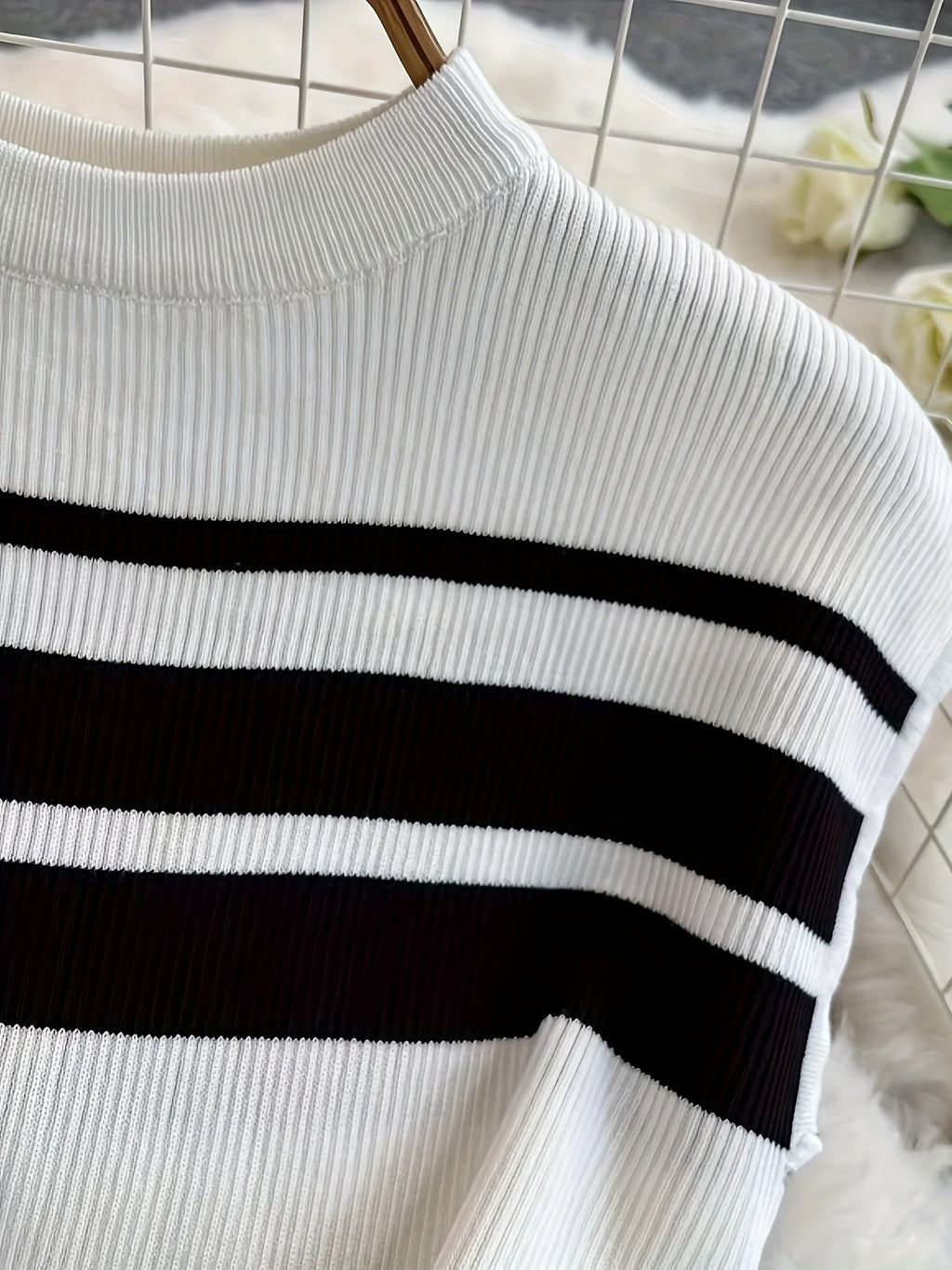 Spring Summer New Korean Version Breathable Elegant Fashion Striped Top Casual Wide-leg Pants Knitted Two-piece Women's Clothing