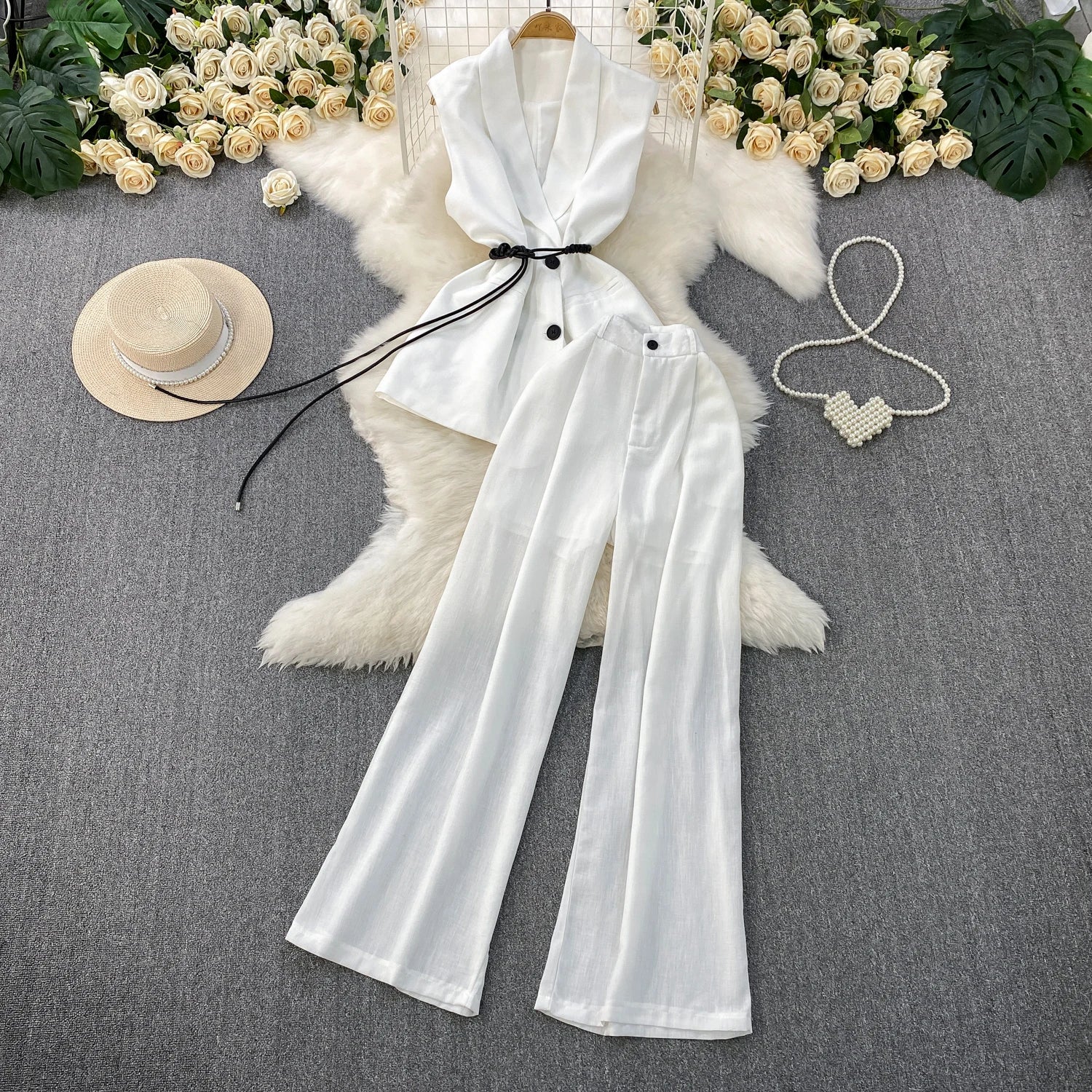 Casual 2 Piece Set for Women V-Neck Sleeveless Tunic Top And High Waist Slim Suit Clothing Wholesale