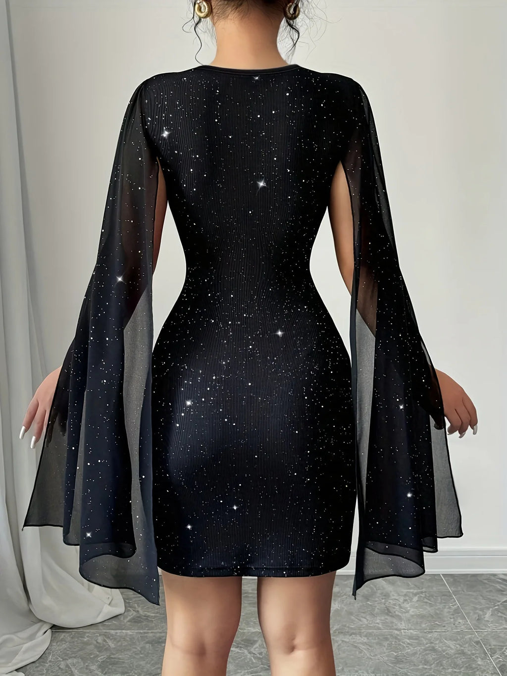 2026 Cross-border European and American Women's Clothing,, Round Neck, Striped, Pearl, Chiffon, Cloak, Hip